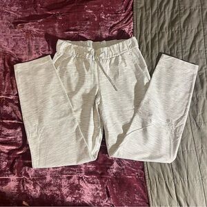 Lululemon Athletica Heathered Gray Tapered Athletic Pants